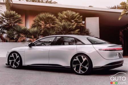 Lucid Air, profile